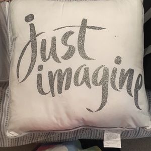Decorative pillow